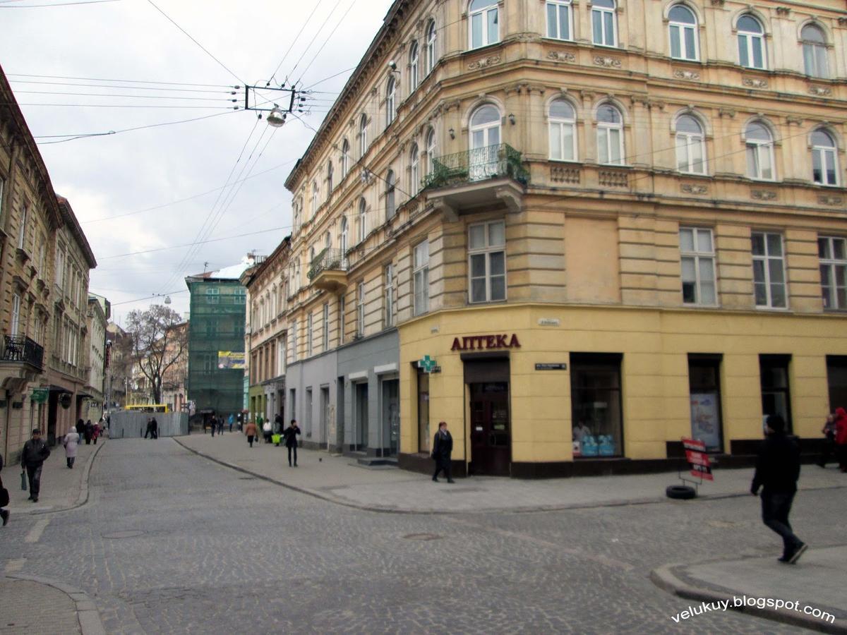 Квартира Подобово В Центрі На Вулиці Краківській 34 Площа Ринок Сам Центер Міста Львова エクステリア 写真